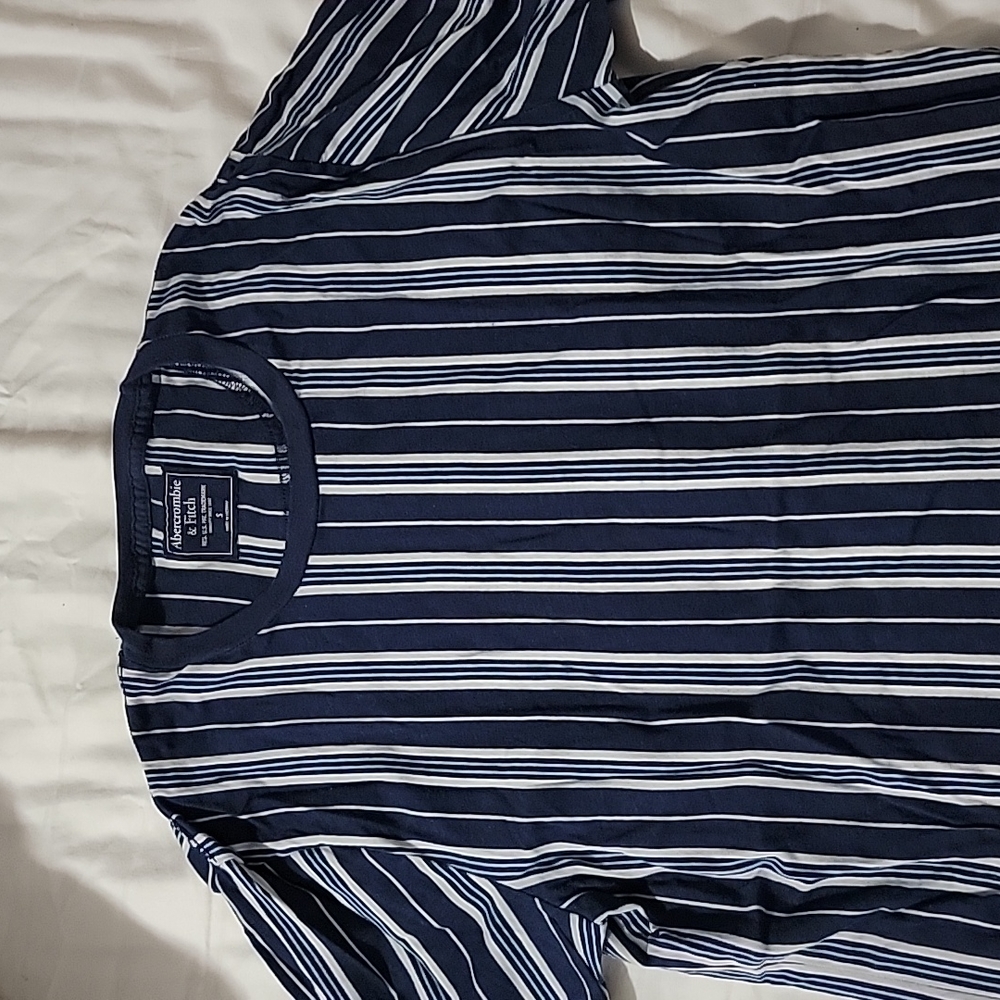 Men's Abercrombie & Fitch short sleeve shirt